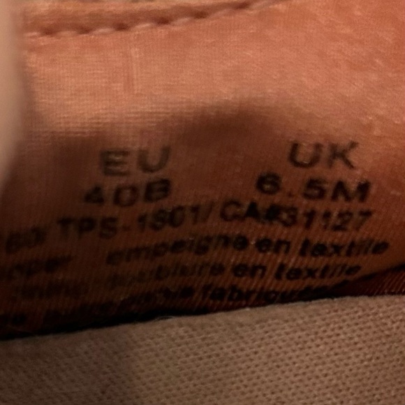 DKNY Women’s Pink Platform Wedge Slip On Sneaker , size 8.5 - Picture 9 of 9